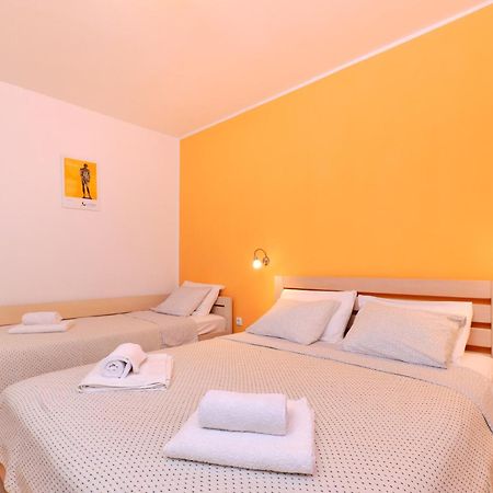 Argo Apartmani Mali Lošinj Exterior foto